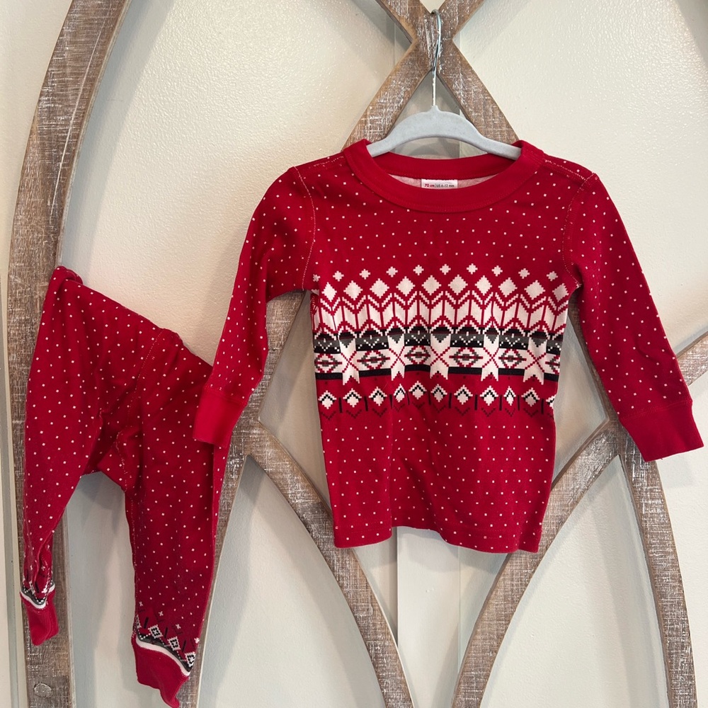 Hanna Andersson Christmas Pjs size 6-9 months